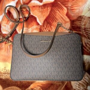 michael kors cross body bag